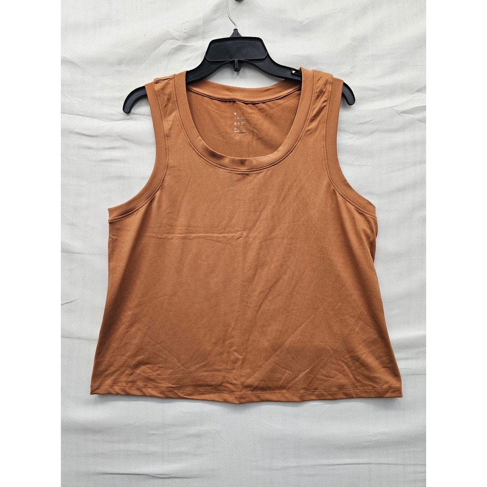 A‎ New Day Womens Scoop Neck Tank Top Brown Polyester Blend Casual Size 1X